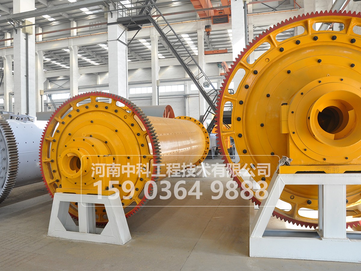 球磨機(jī)運(yùn)轉(zhuǎn)時(shí)突然筒體聲音變得尖脆是什么原因？
