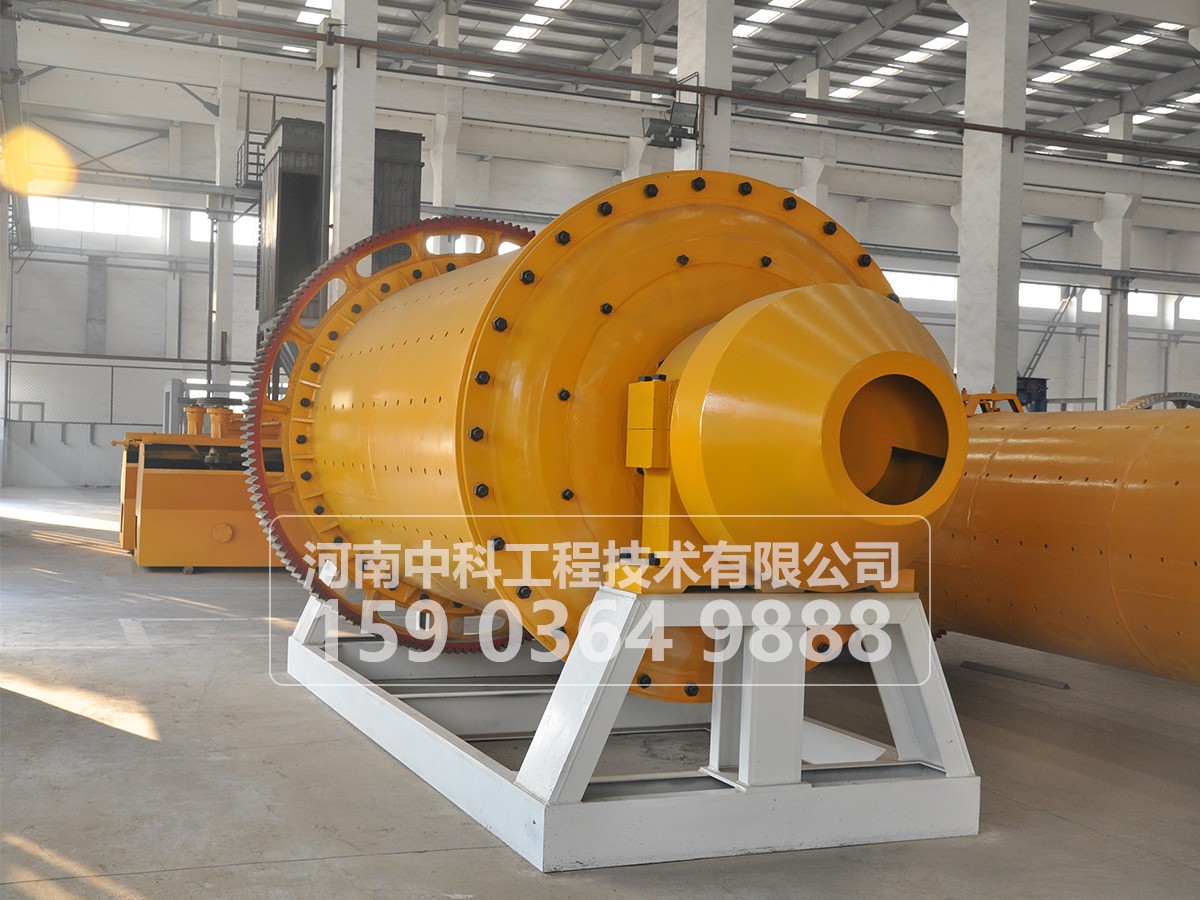 球磨機(jī)易損件的材質(zhì)、壽命和備用量是多少？